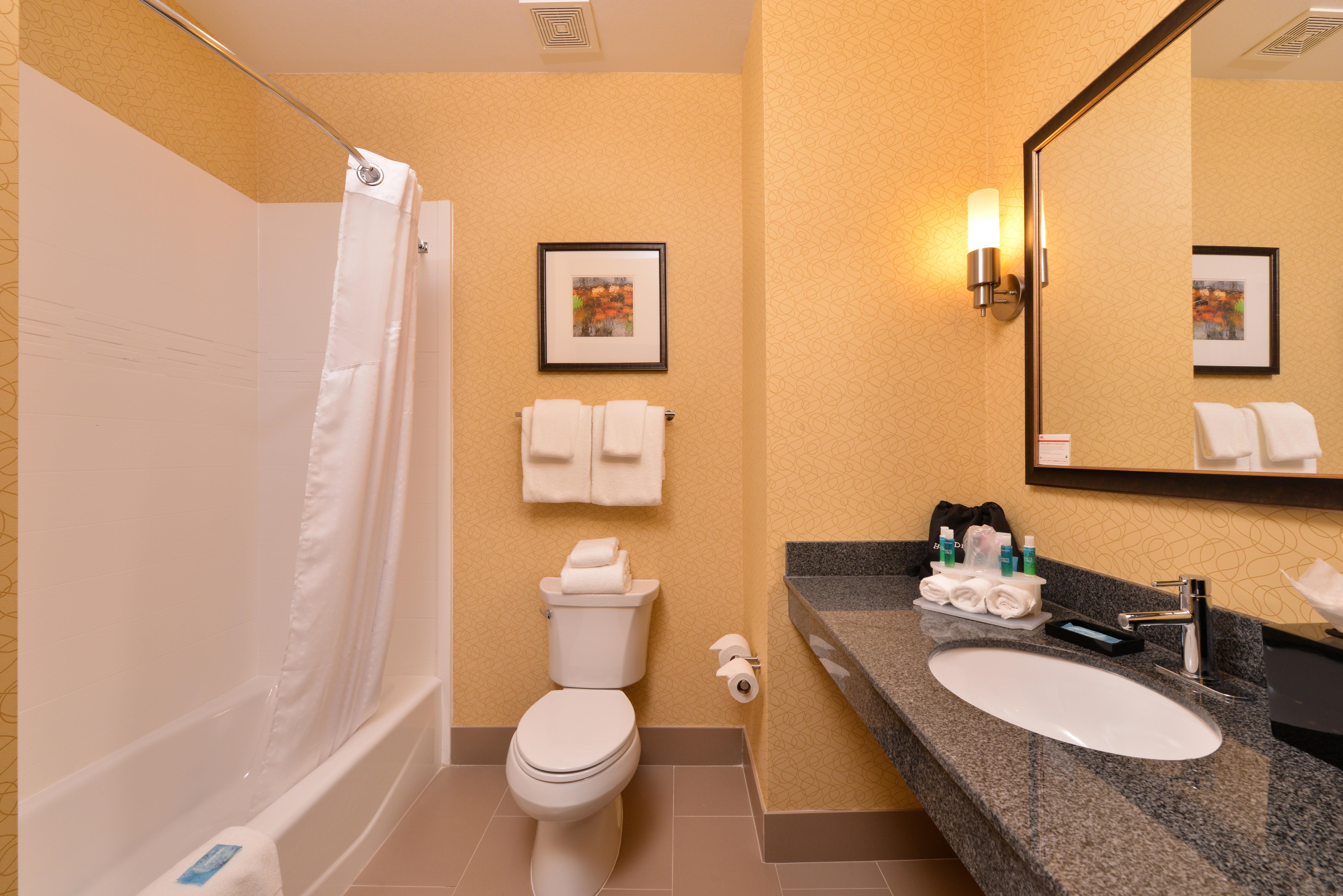 Holiday Inn Express & Suites Bakersfield Airport By Ihg Eksteriør bilde
