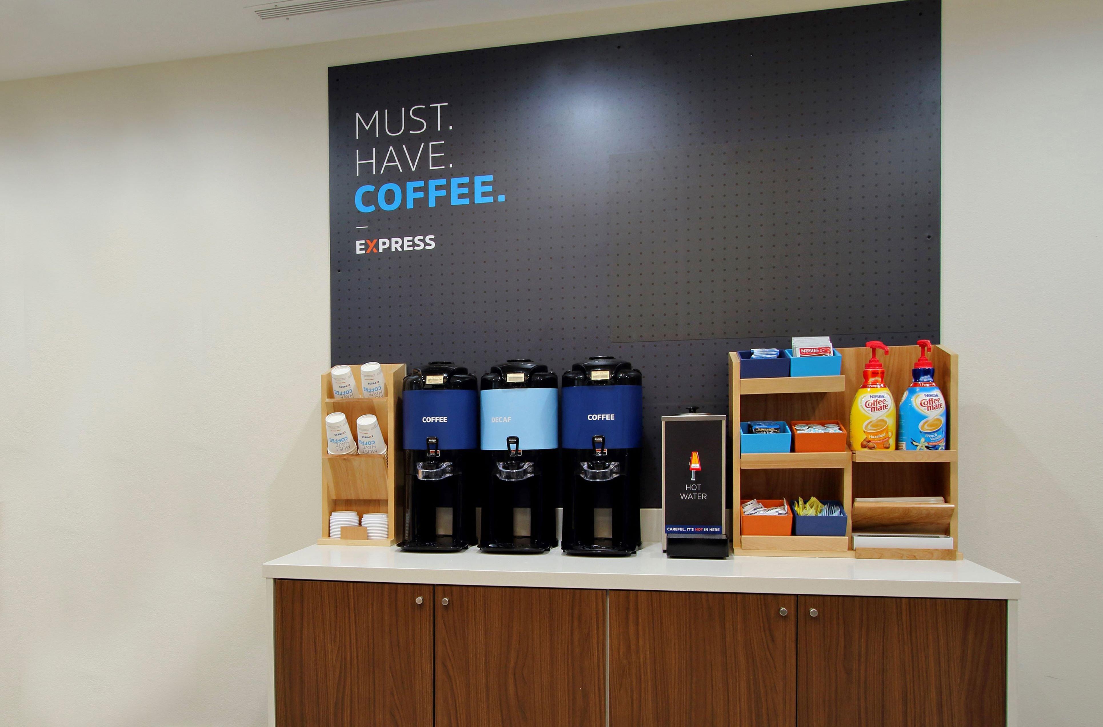 Holiday Inn Express & Suites Bakersfield Airport By Ihg Eksteriør bilde