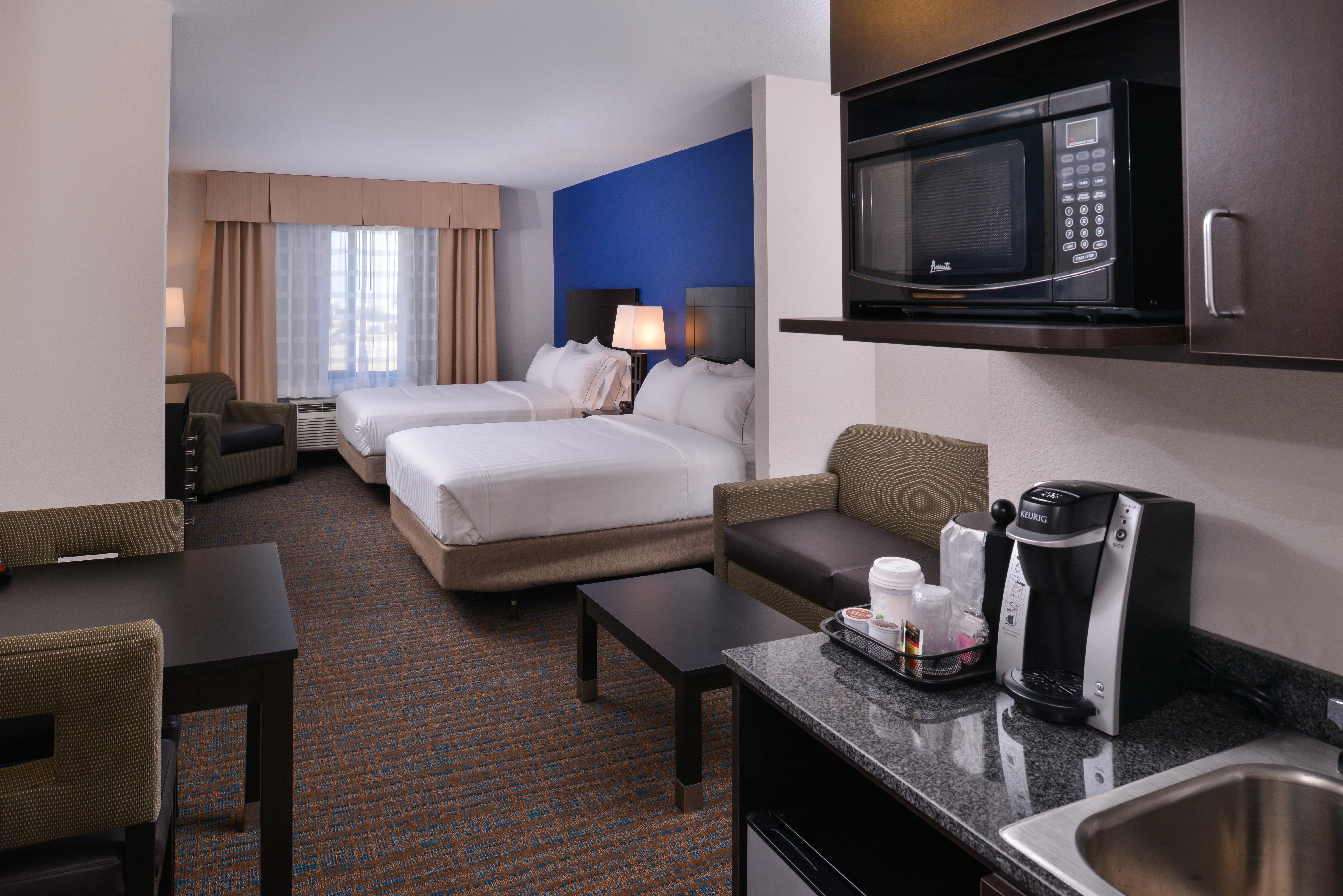 Holiday Inn Express & Suites Bakersfield Airport By Ihg Eksteriør bilde